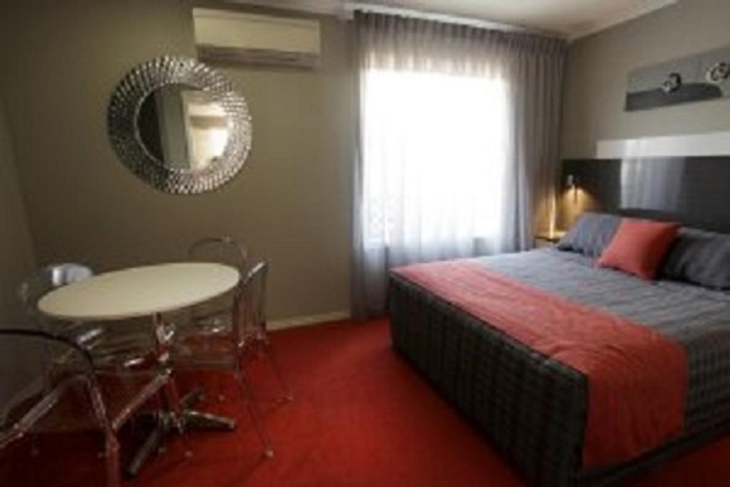 Cattlemans Country Motor Inn & Serviced Apartments Anafi Zimmer foto