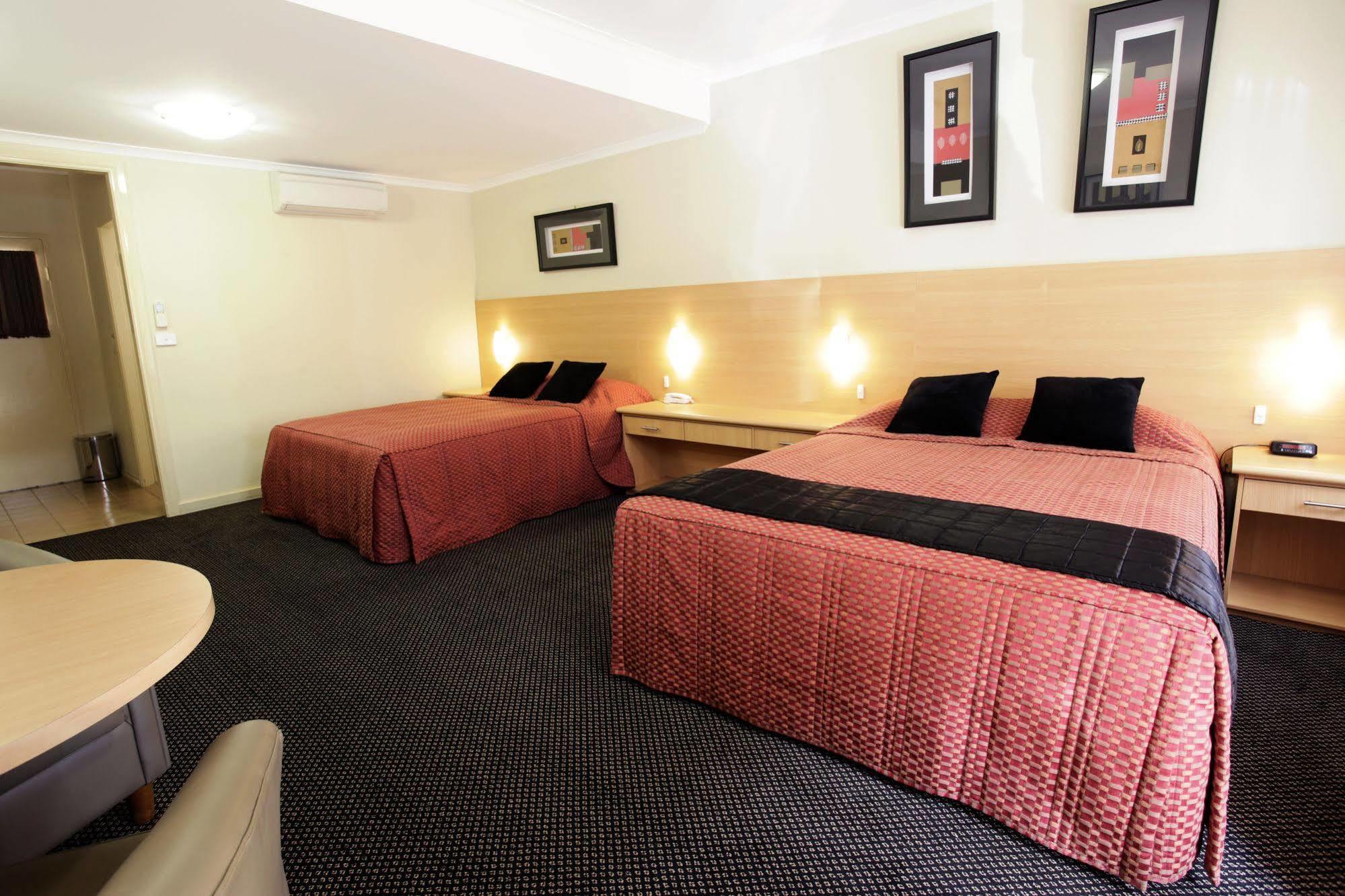 Cattlemans Country Motor Inn & Serviced Apartments Anafi Exterior foto